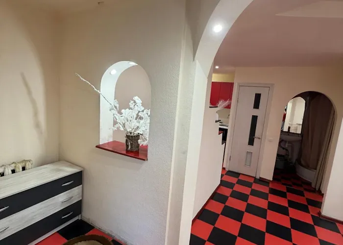 на фонтане Apartment Odesa